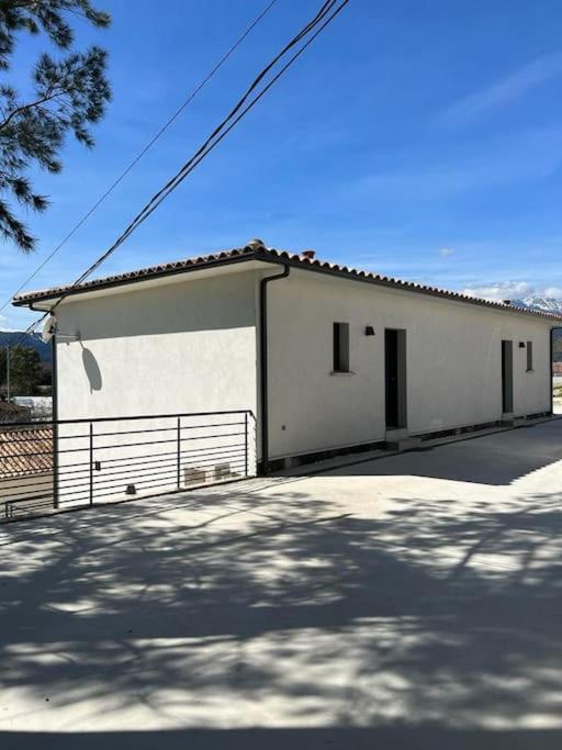 Logement Neuf-Ghisonaccia Centre, A 5Min De La Mer Extérieur photo
