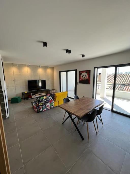 Logement Neuf-Ghisonaccia Centre, A 5Min De La Mer Extérieur photo